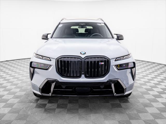 new 2025 BMW X7 car, priced at $121,105