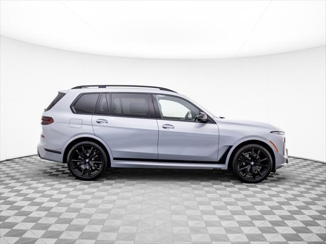 new 2025 BMW X7 car, priced at $121,105