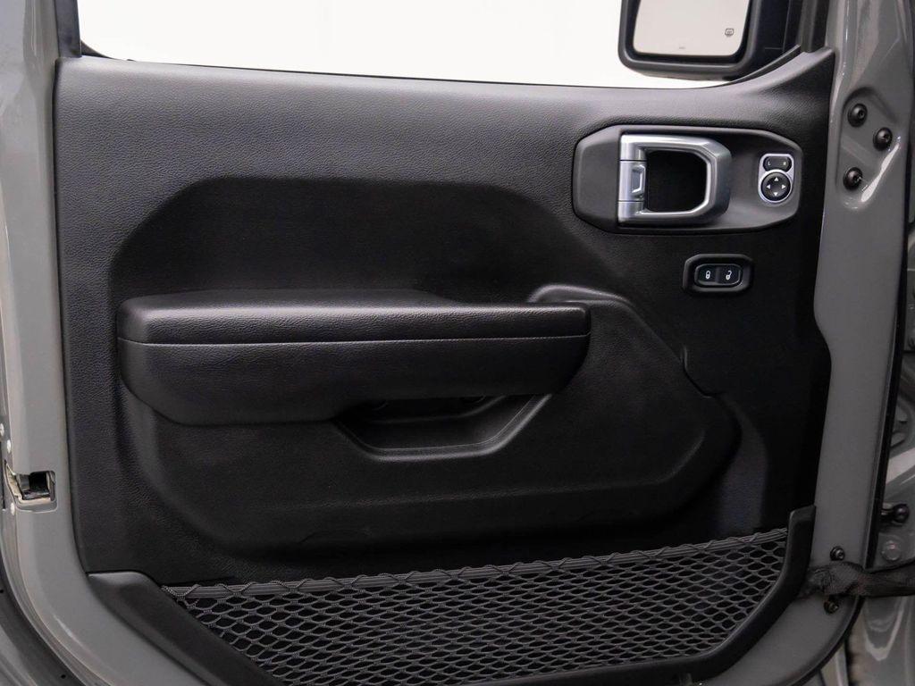 used 2021 Jeep Gladiator car, priced at $38,000