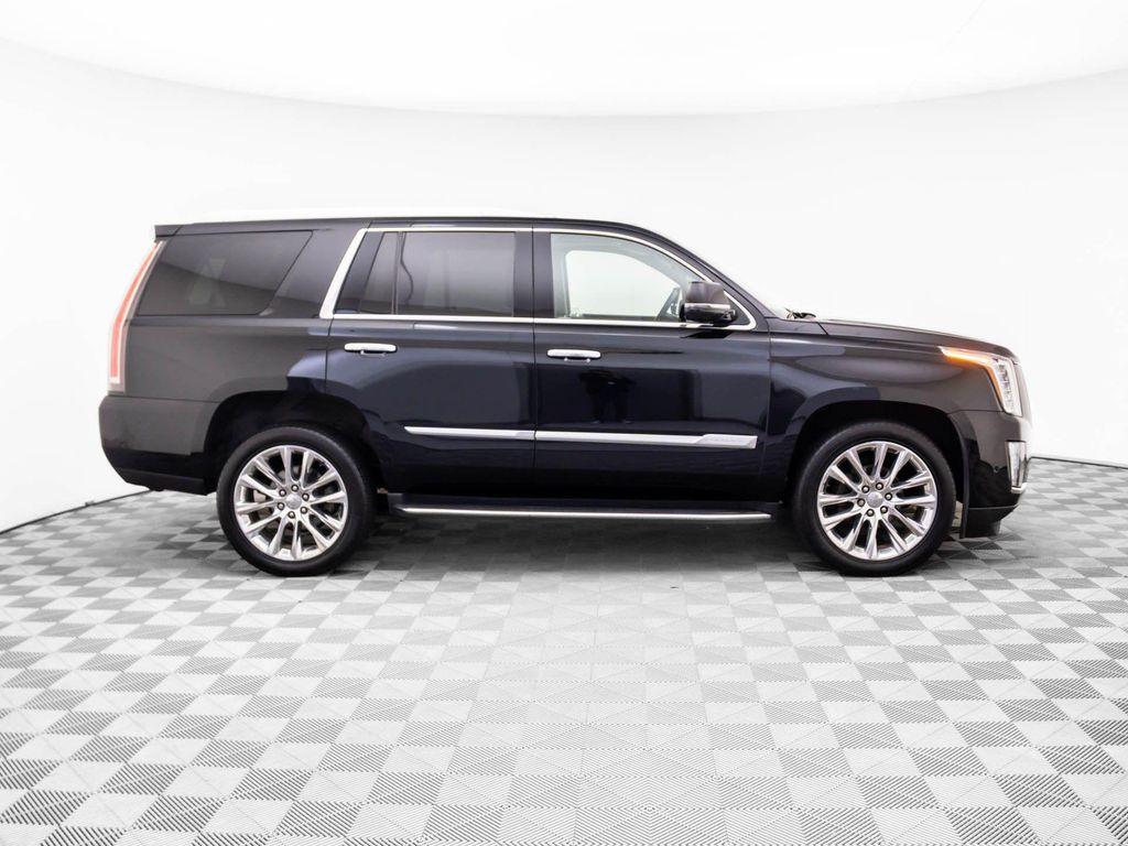used 2020 Cadillac Escalade car, priced at $35,900