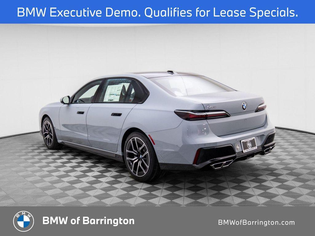 new 2025 BMW 760 car, priced at $126,805