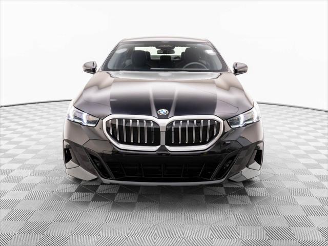 new 2025 BMW 540 car, priced at $77,275