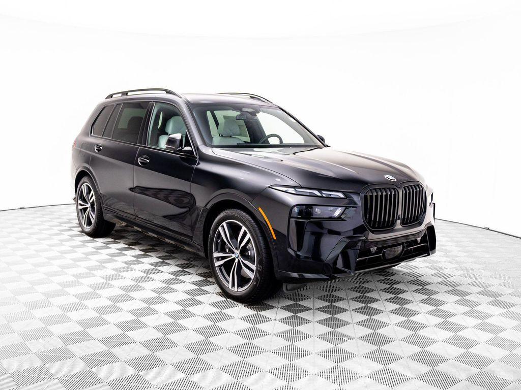 new 2026 BMW X7 car, priced at $100,335
