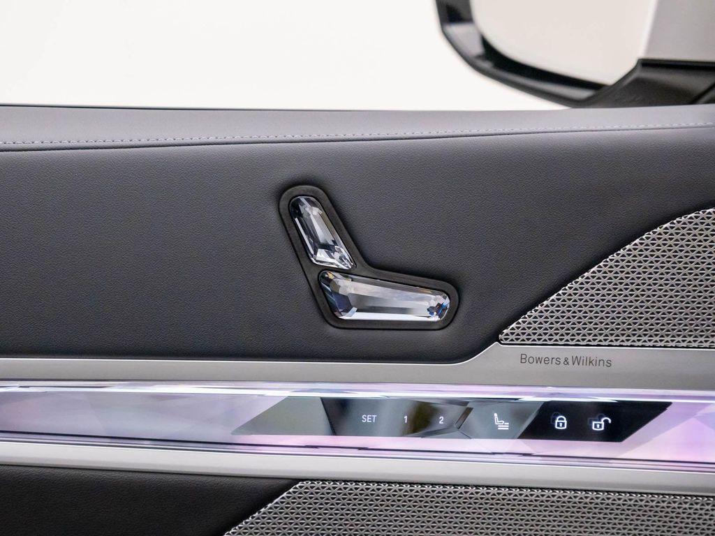 new 2025 BMW i7 car, priced at $113,930