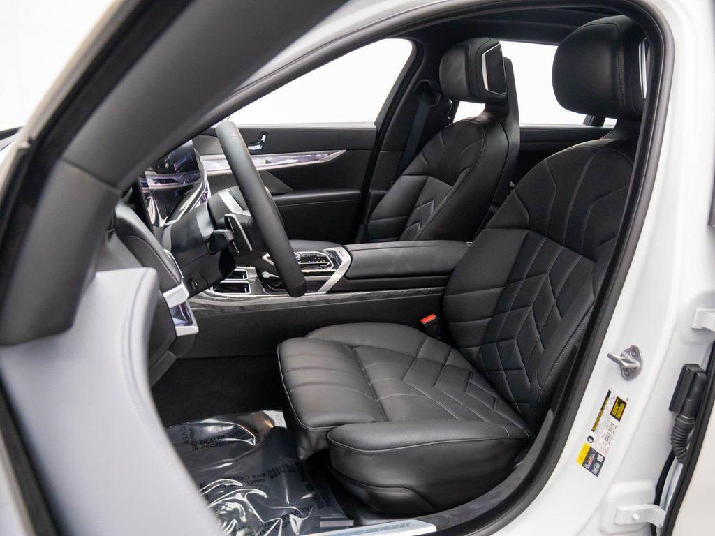 new 2025 BMW i7 car, priced at $113,930