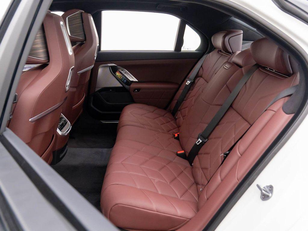 new 2025 BMW i7 car, priced at $131,055