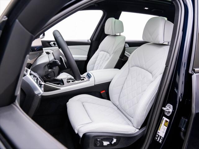 new 2025 BMW X7 car, priced at $95,810