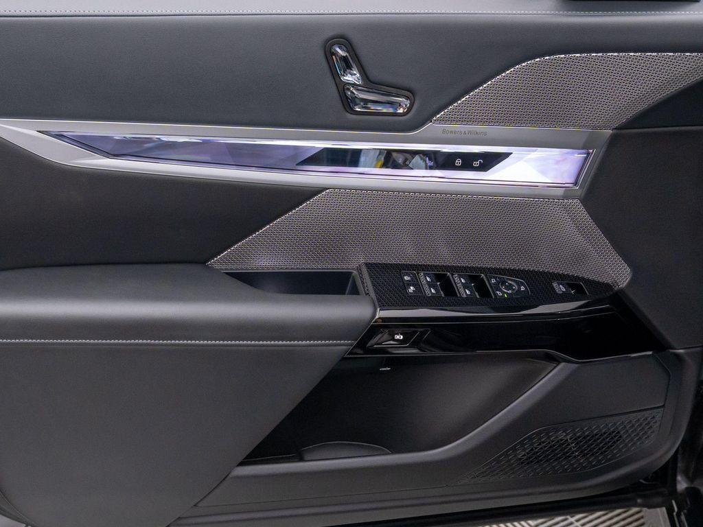 new 2025 BMW i7 car, priced at $129,125