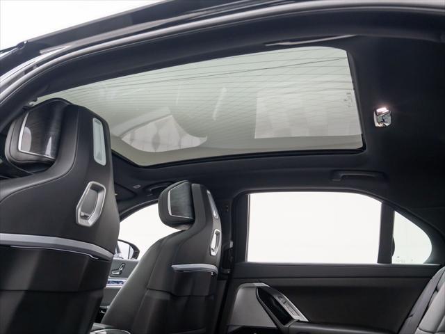 new 2025 BMW i7 car, priced at $129,125
