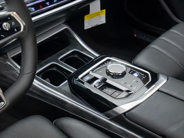 new 2025 BMW i7 car, priced at $129,125