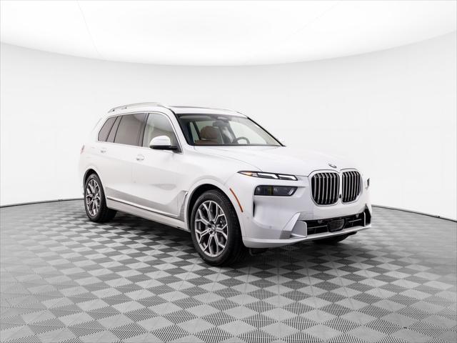 new 2025 BMW X7 car, priced at $88,185