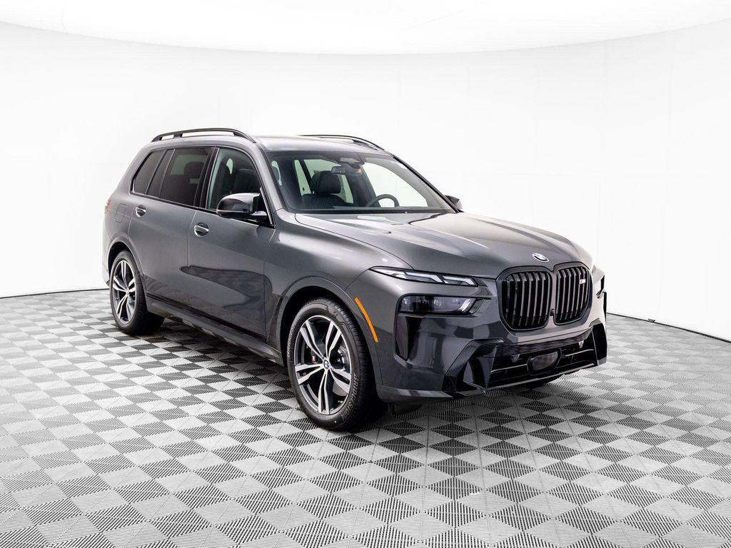 new 2026 BMW X7 car, priced at $124,425