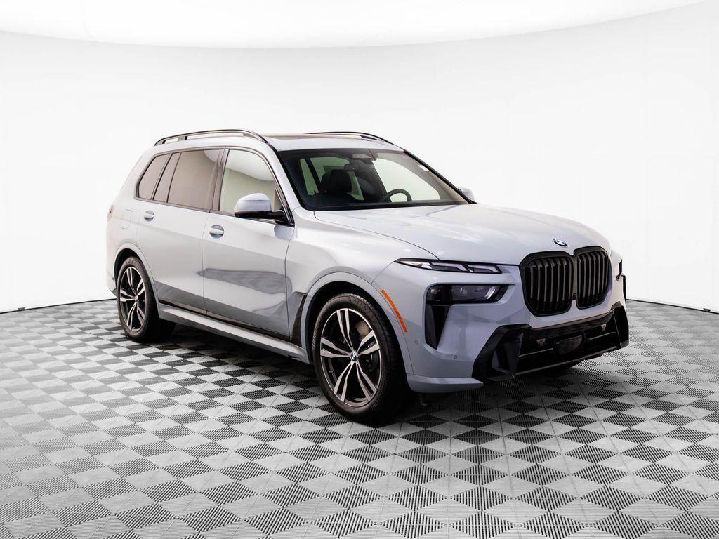 new 2026 BMW X7 car, priced at $98,680