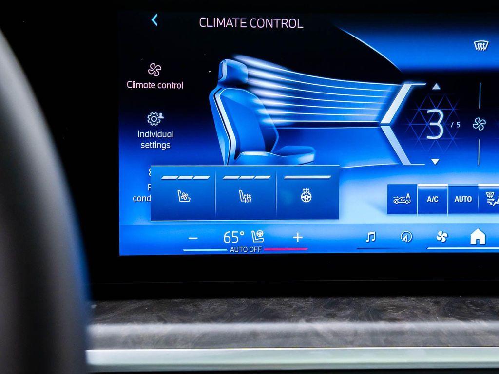 new 2026 BMW X7 car, priced at $98,680