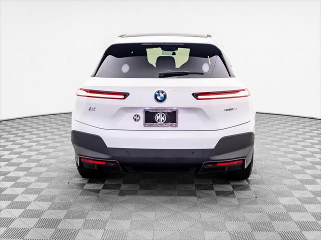 new 2024 BMW iX car