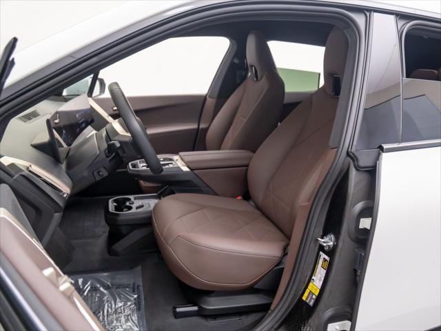 new 2024 BMW iX car