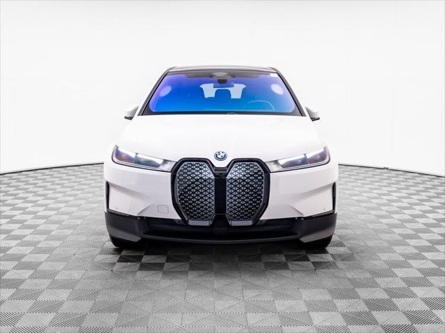 new 2024 BMW iX car