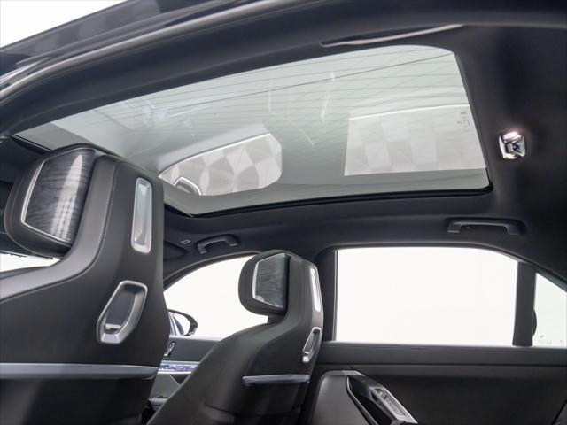 new 2025 BMW i7 car, priced at $112,925