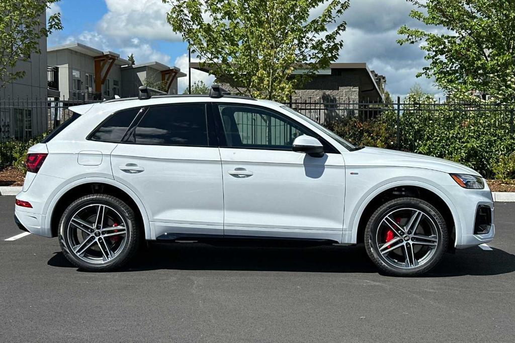 new 2024 Audi Q5 e car, priced at $59,610