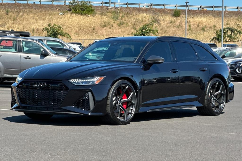 new 2025 Audi RS 6 Avant car, priced at $150,490