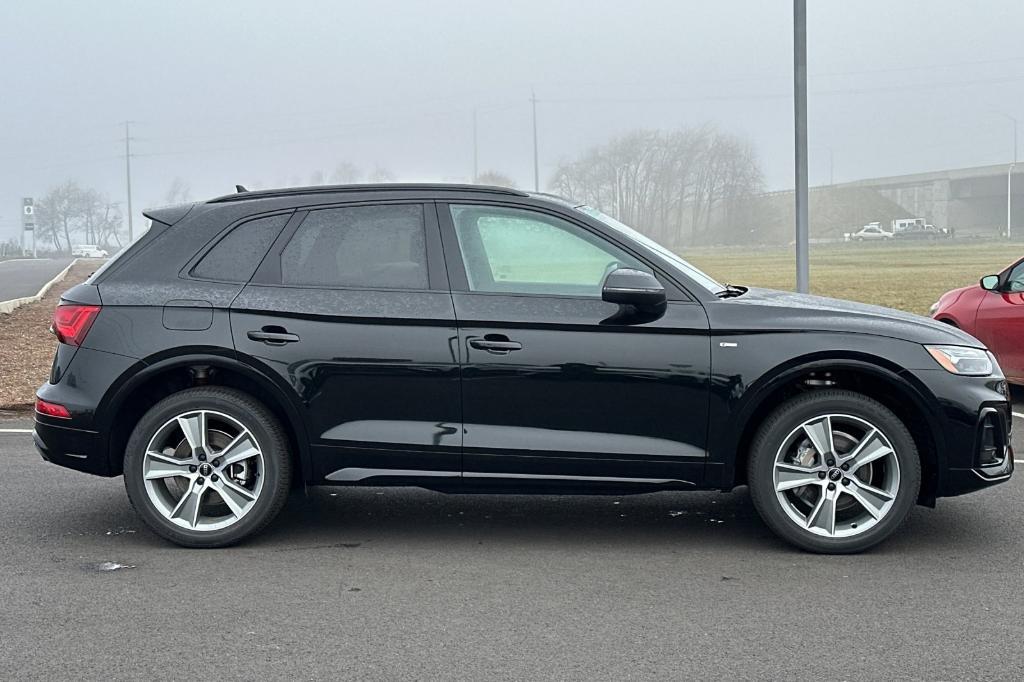 new 2025 Audi Q5 car, priced at $50,150