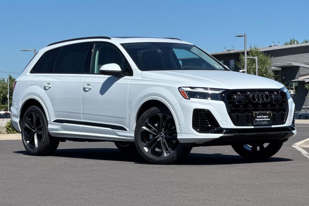 new 2025 Audi Q7 car, priced at $69,050