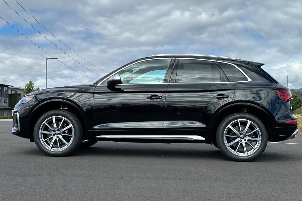 new 2024 Audi SQ5 car, priced at $67,705