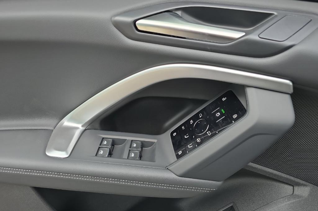 new 2025 Audi Q5 car, priced at $55,100