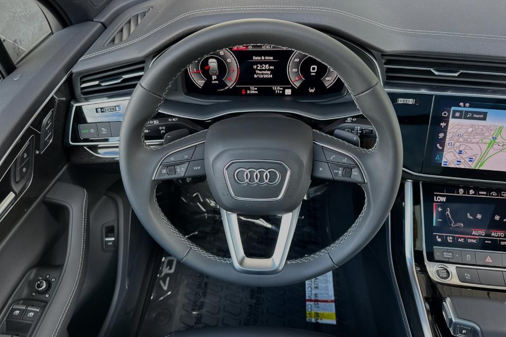 new 2025 Audi Q7 car, priced at $68,029