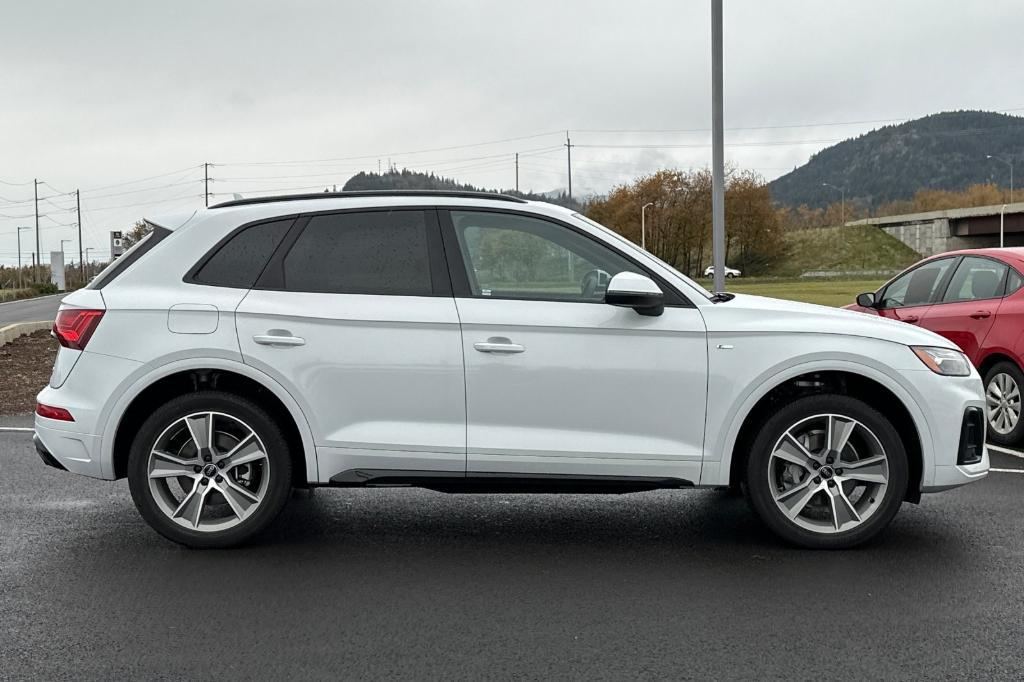 new 2025 Audi Q5 car, priced at $50,150