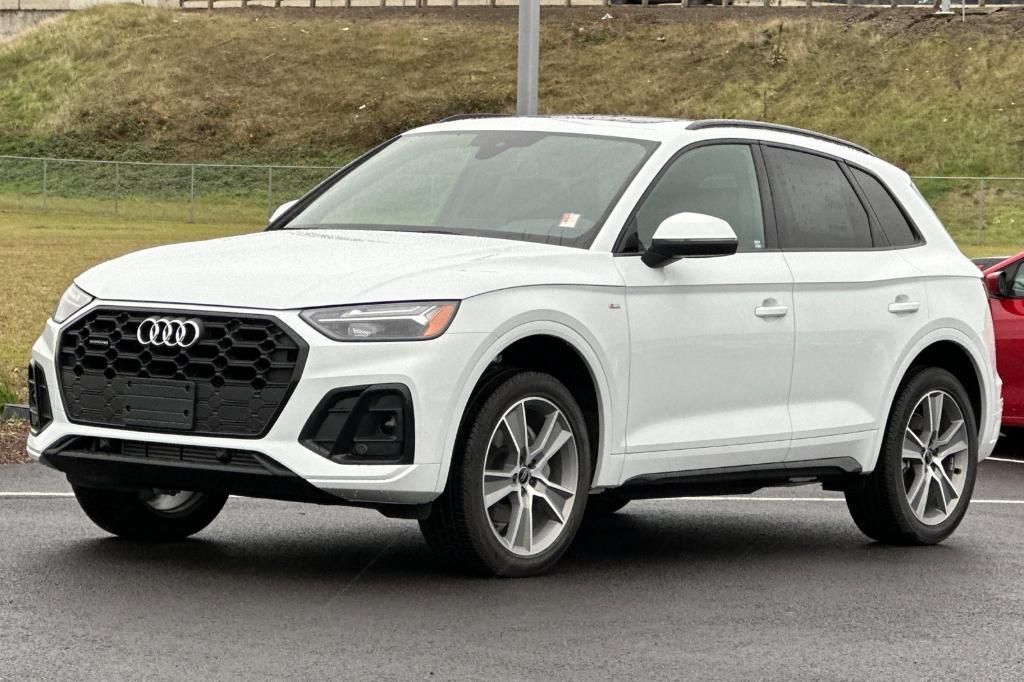 new 2025 Audi Q5 car, priced at $50,150