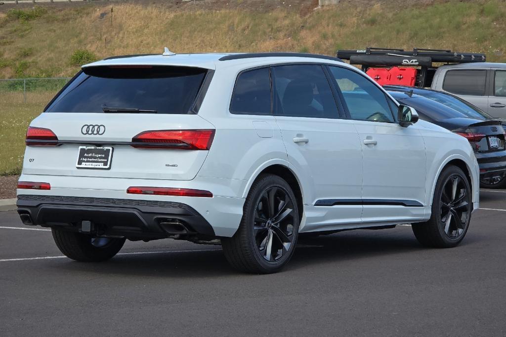 new 2025 Audi Q7 car, priced at $85,900
