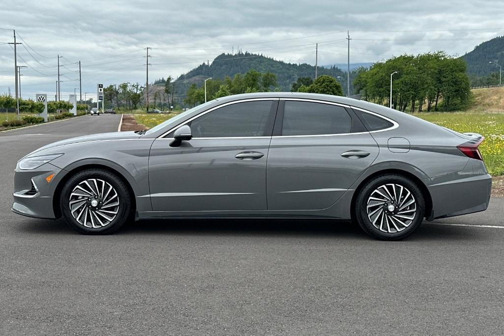 used 2020 Hyundai Sonata Hybrid car, priced at $21,777