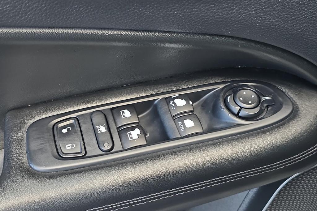 used 2021 Jeep Compass car, priced at $16,882