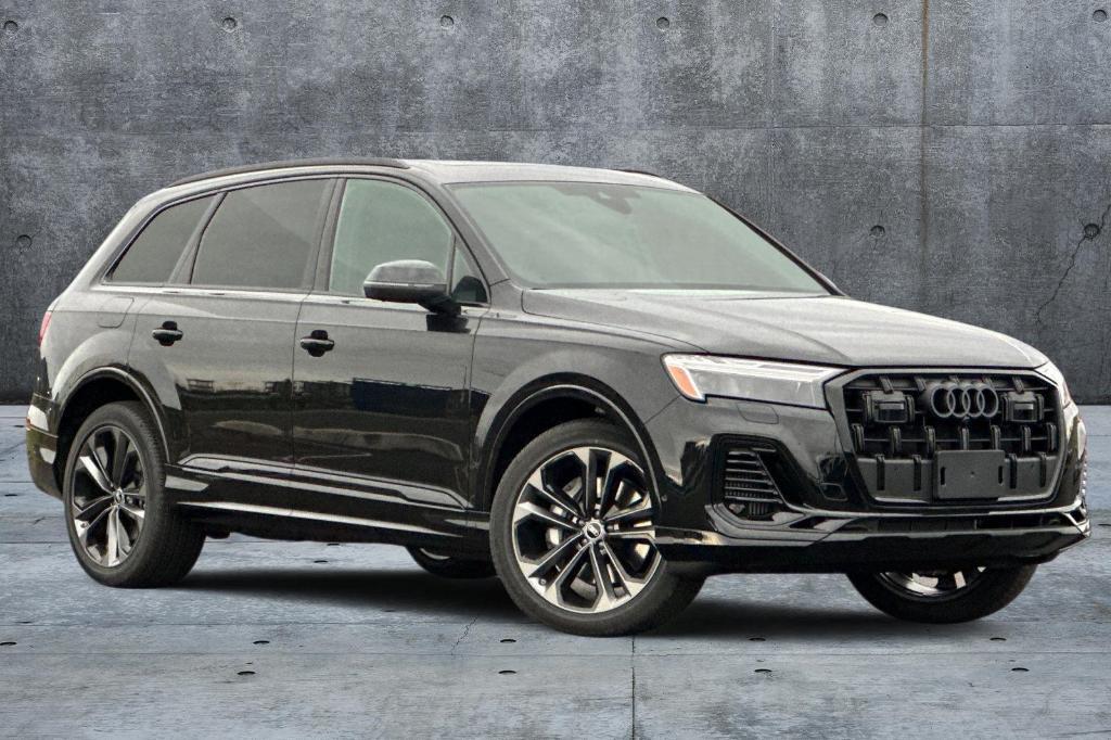 new 2025 Audi Q7 car, priced at $71,540