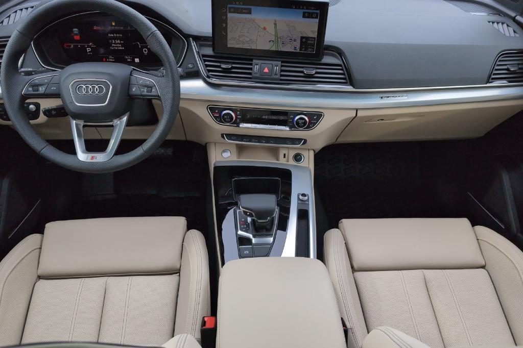 new 2025 Audi Q5 car, priced at $59,900