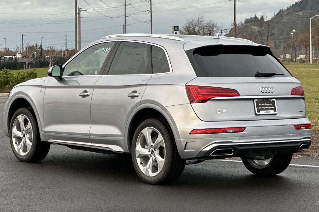 new 2025 Audi Q5 car, priced at $55,085