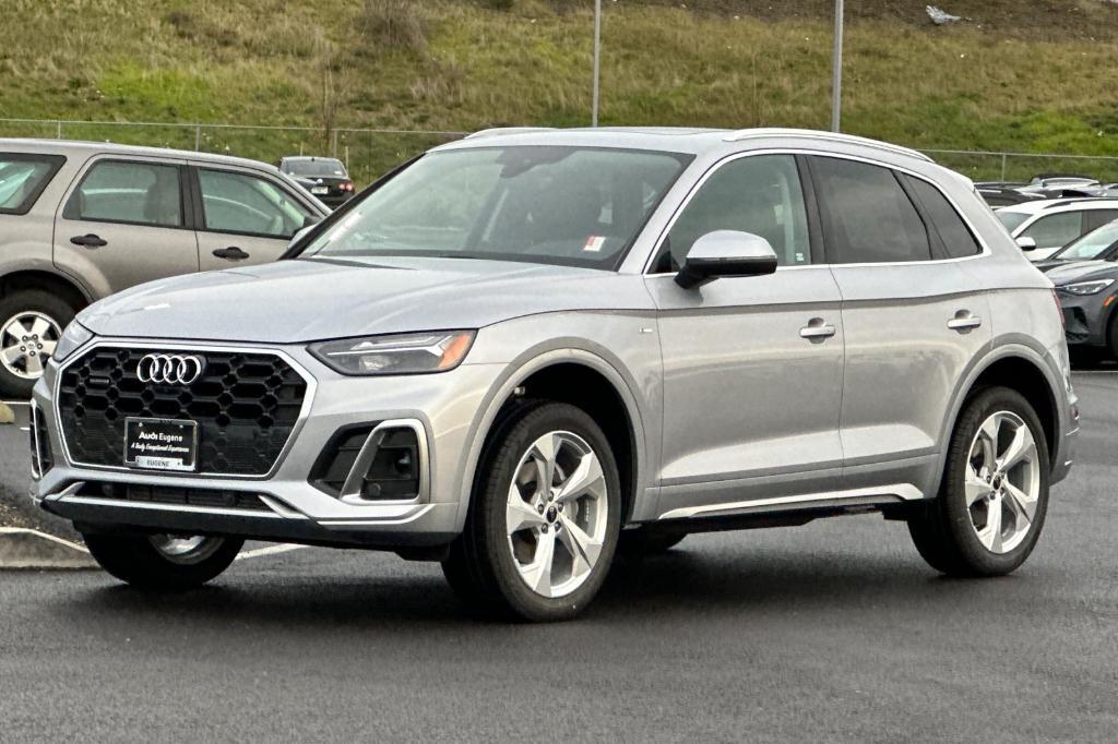 new 2025 Audi Q5 car, priced at $55,085