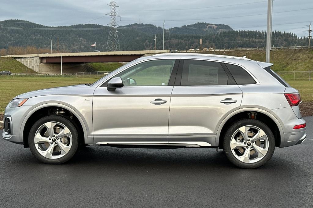 new 2025 Audi Q5 car, priced at $55,085