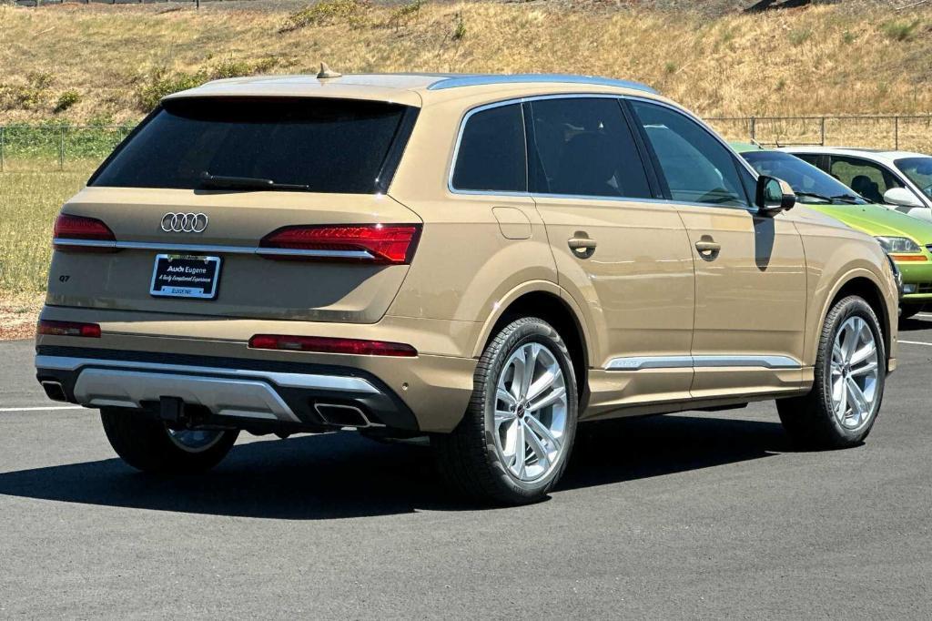 new 2025 Audi Q7 car, priced at $71,520