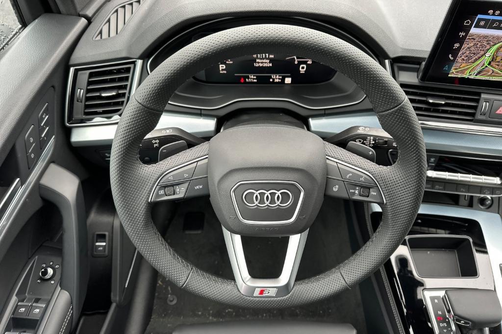 new 2025 Audi Q5 car, priced at $57,650