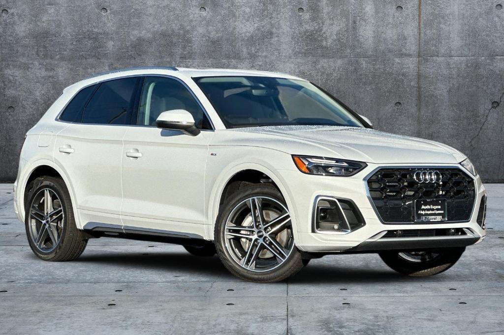 new 2025 Audi Q5 car, priced at $63,985