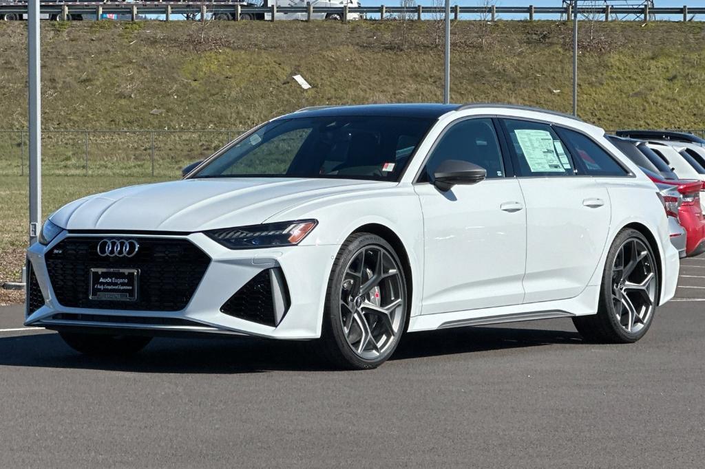 new 2025 Audi RS 6 Avant car, priced at $156,490