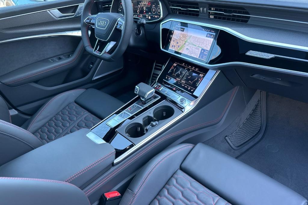 new 2025 Audi RS 6 Avant car, priced at $156,490