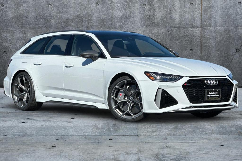 new 2025 Audi RS 6 Avant car, priced at $156,490