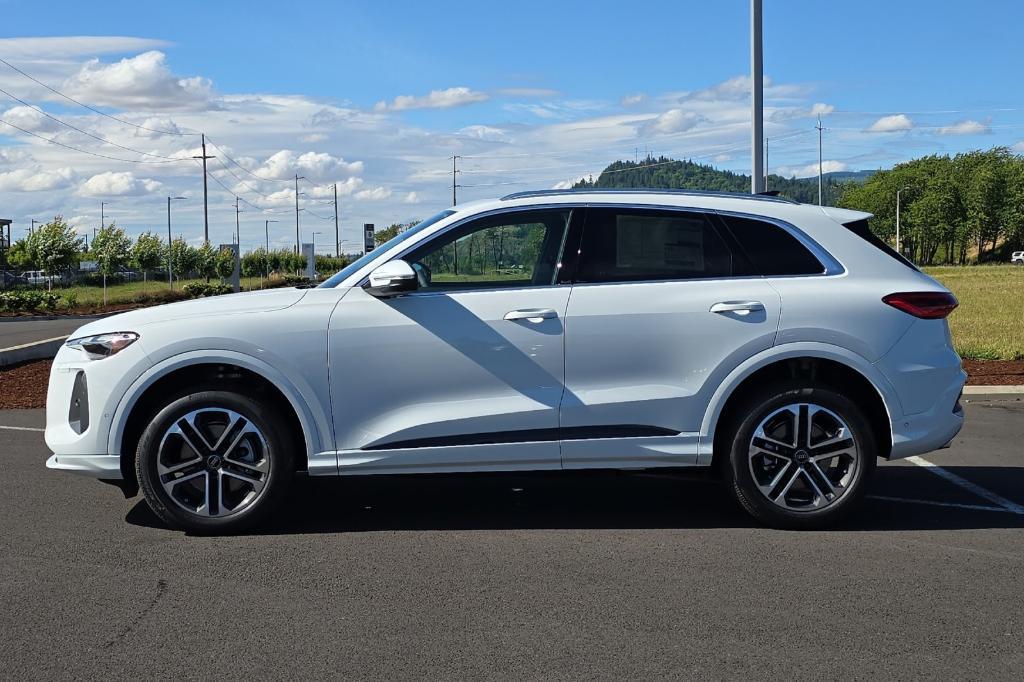 new 2025 Audi Q5 car, priced at $55,190