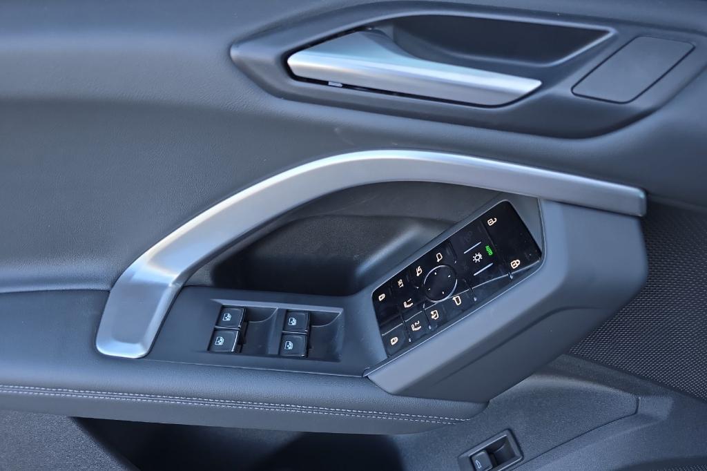 new 2025 Audi Q5 car, priced at $55,190