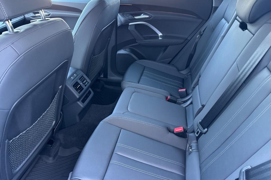 new 2025 Audi Q5 car, priced at $55,190