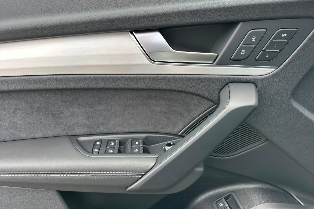 new 2025 Audi Q5 car, priced at $67,550