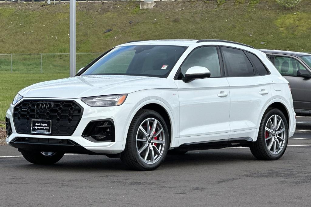 new 2025 Audi Q5 car, priced at $67,550